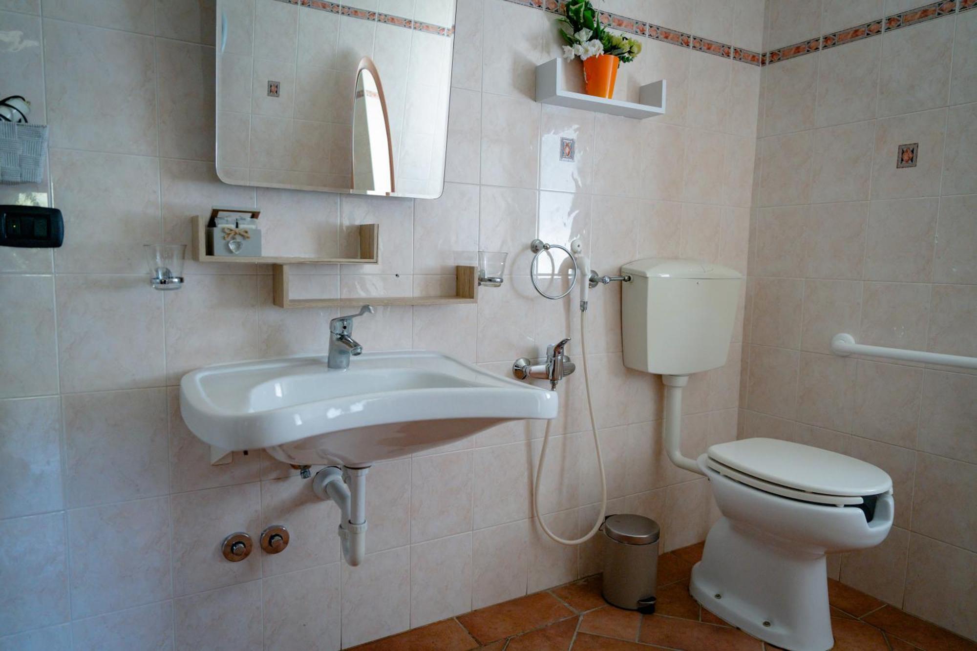 L'Antico Gabbiano B&B ซานกัสชาโน อิน วัลดีเปซา ภายนอก รูปภาพ