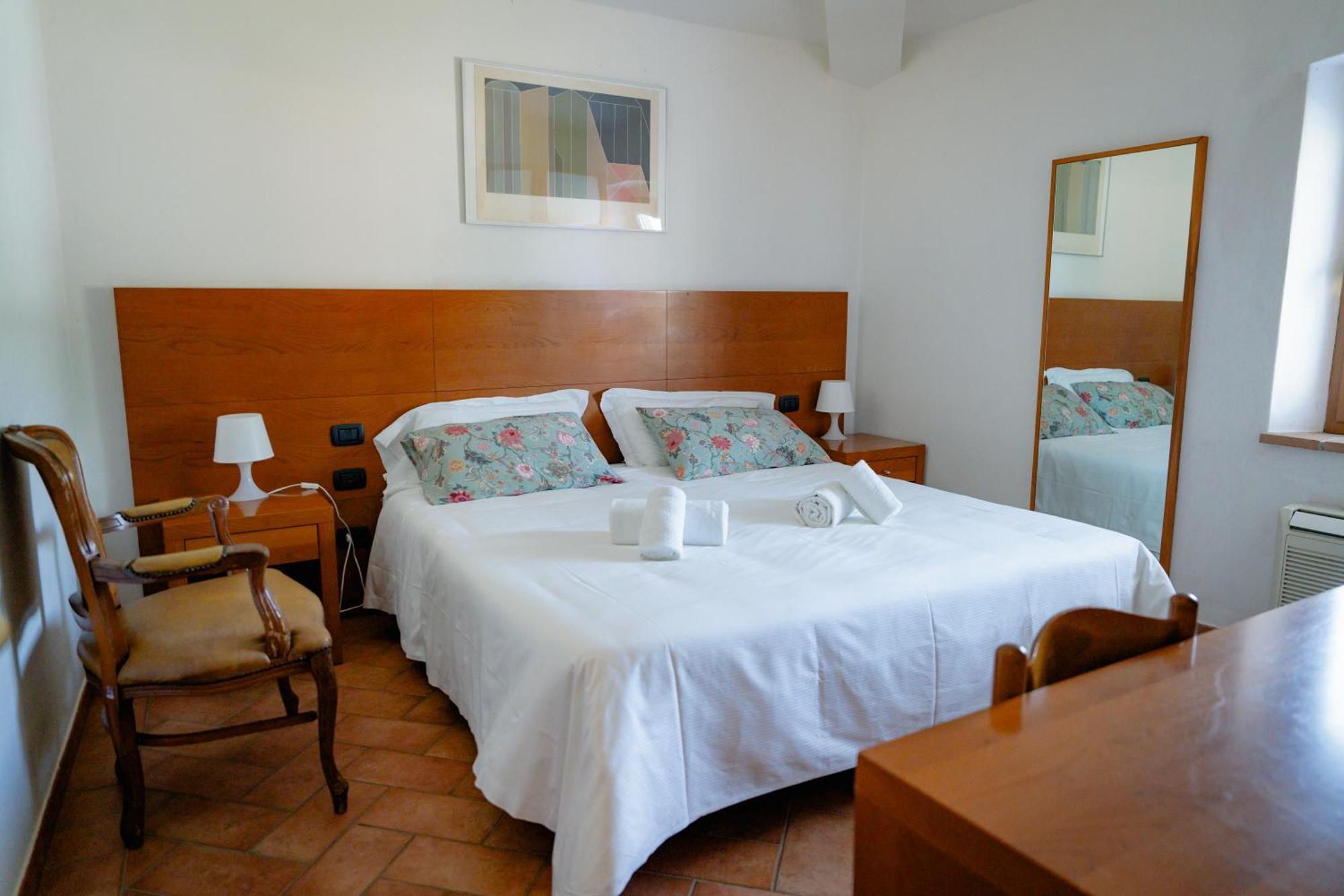 L'Antico Gabbiano B&B ซานกัสชาโน อิน วัลดีเปซา ภายนอก รูปภาพ